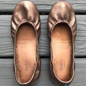 Bronze Tieks Size 7 - EUC